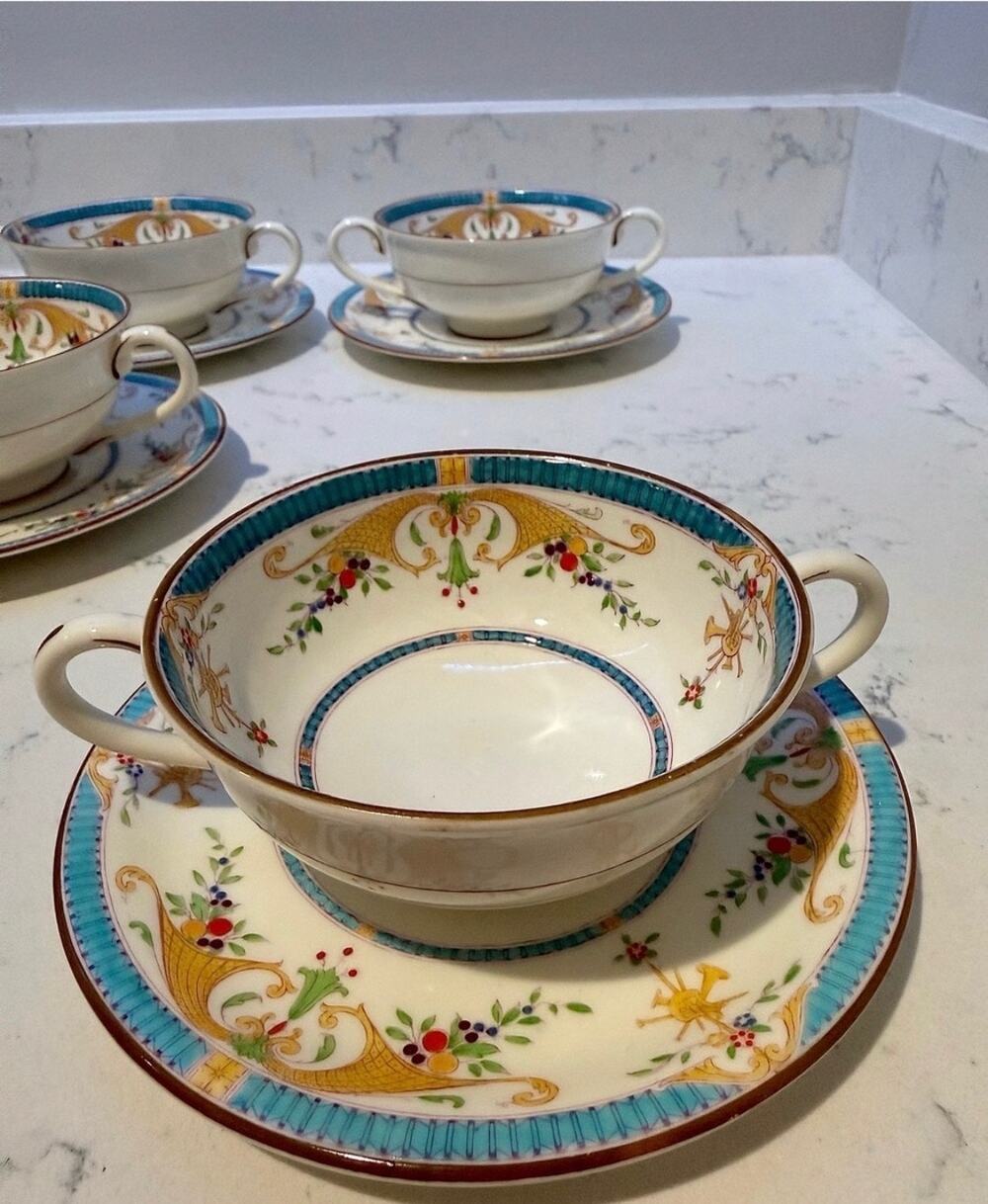 Vintage Royal Worcester Bordeaux Soup, coffee, Cups – 6 Cups + 4 Saucers England